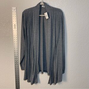 Cato Gray long sleeve , Lightweight Open Front cover